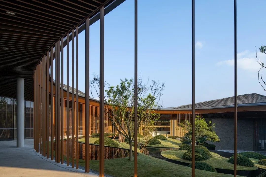 庄子玉设计成都花间堂一期全景及天府万科城展示中心