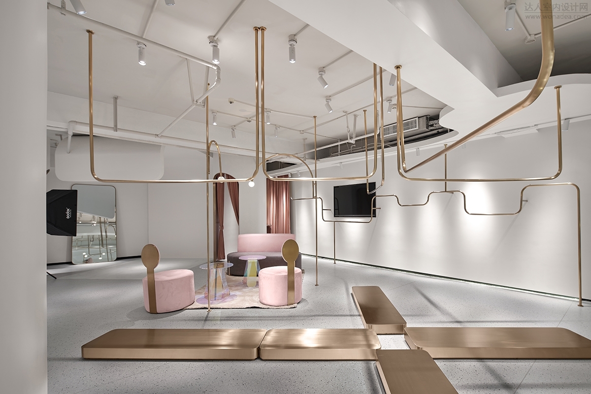 南京零界设计--j&e atelier 服装工作室