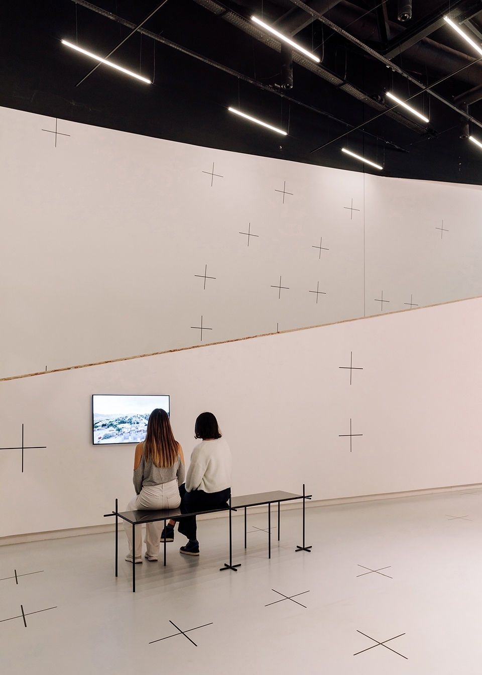 bureau--"x不是一个小国"展览 - 商业公装 - 达人室内设计网