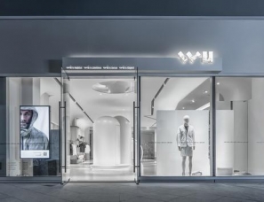 这个时装店只用灰色却高调酷炫，打造科技感未来空间