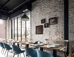 Ris Interior Design--复古怀旧的砖墙风咖啡馆设计