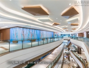 重庆奥园城市天地购物中心“山城记忆”曲线与阶梯形元素