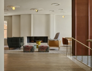 Giannone Petricone丨The Royal Hotel