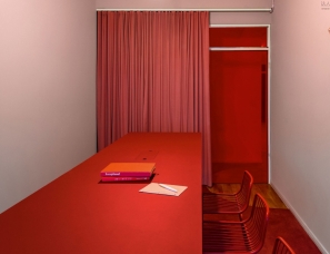 Ester Bruzkus--柏林550㎡色彩鲜艳的Futurice工作空间