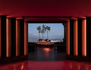 TSAKHI设计--Red Manera – SKYBAR夜间俱乐部+寿司餐厅