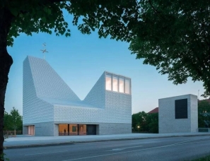 Meck Architects--Seliger Pater Rupert Mayer教堂