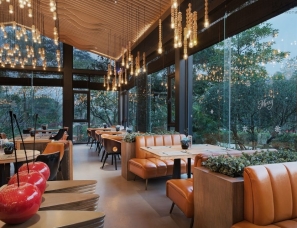 广州达艺装饰--森林里的餐厅