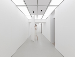万社设计--多变的白色纯净画廊，上海FIUFIU画廊