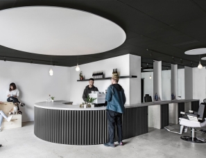 Studio AC--小空间整合多功能·多伦多Juice咖啡理发店