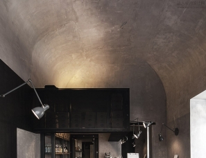 Studio DiDea设计--巴勒莫Ai Giudici工业风小酒吧