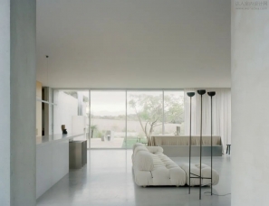 Eastop Architects--澳洲莫宁顿半岛滨海住宅